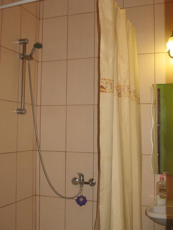 Ferienwohnung Flat On Sheptytskykh Lemberg Exterior foto